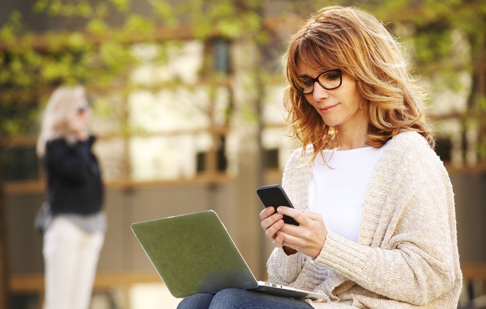 should I lie about my age on dating apps