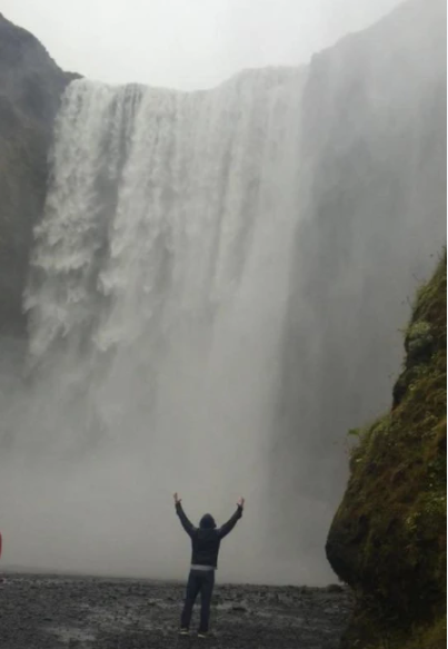 an adventure photo for dating apps